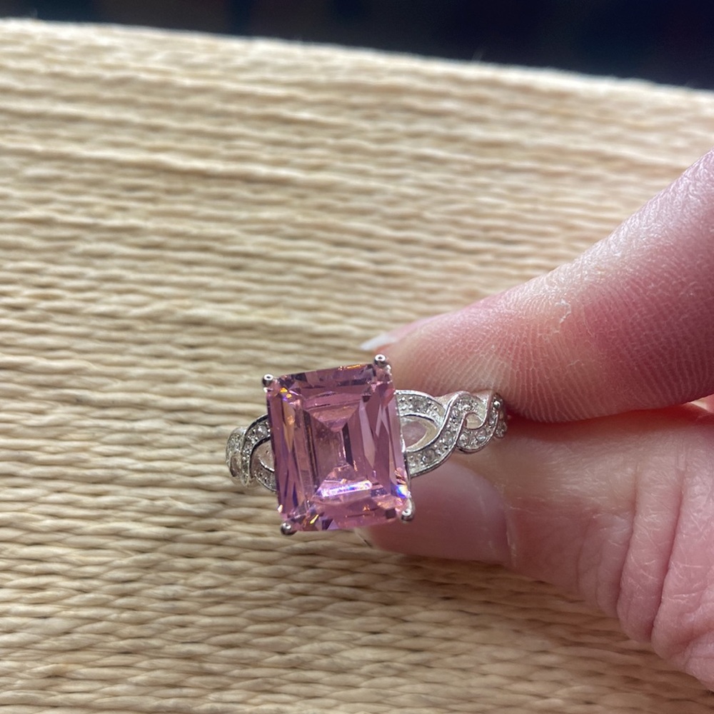 Signed NVC beautiful ring